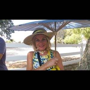 Meet your Posher, Lori